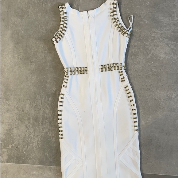 White and gold high slit gown - Picture 8 of 11